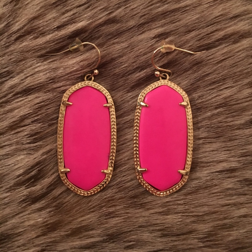 Kendra Scott elle earrings in pink