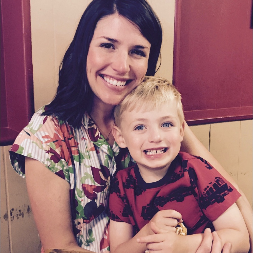 Meet your Posher, Courtney