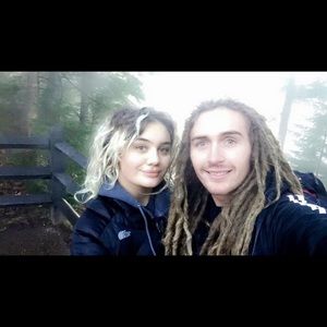 Meet your Posher, Ally