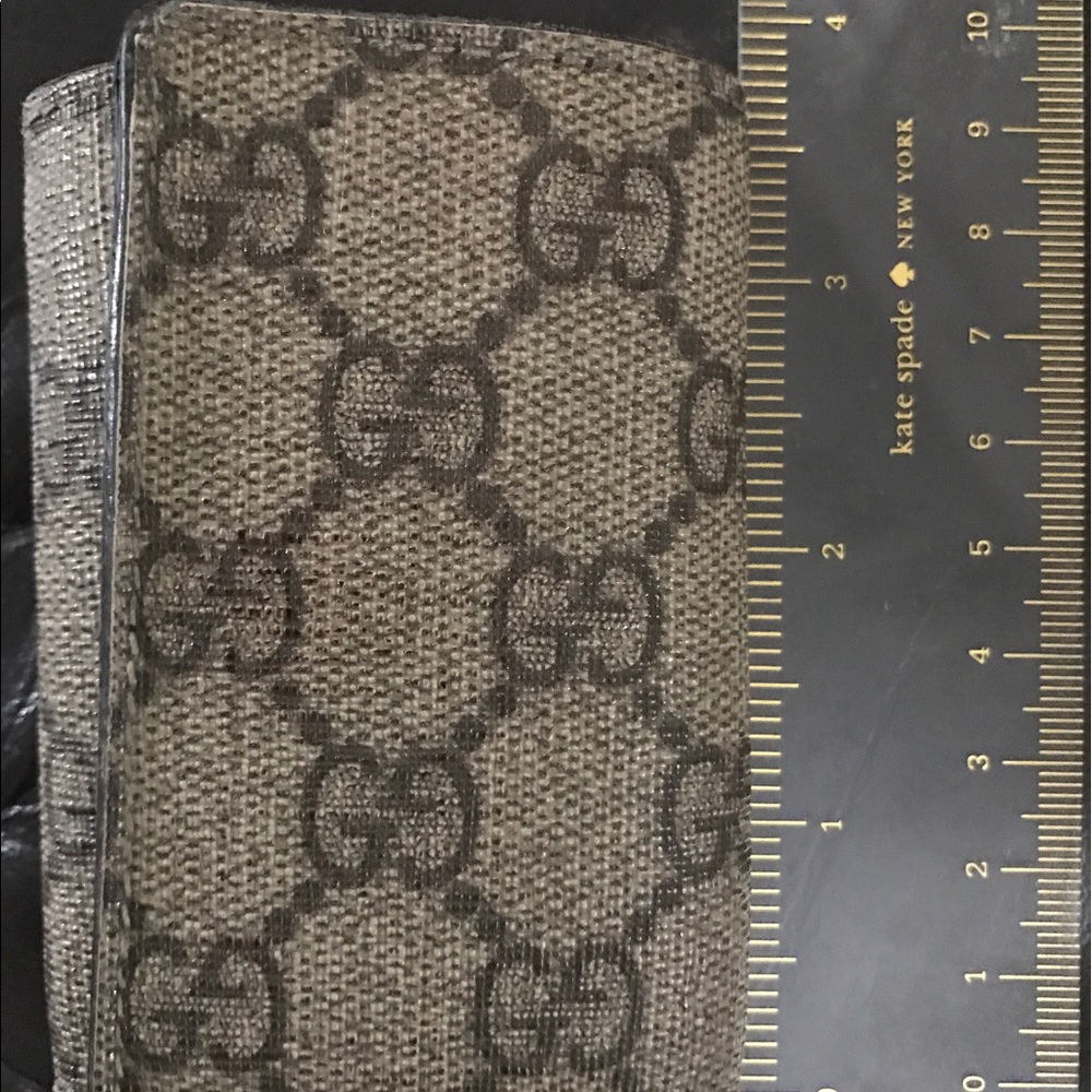 Authentic key holder. Preloved . Used condition