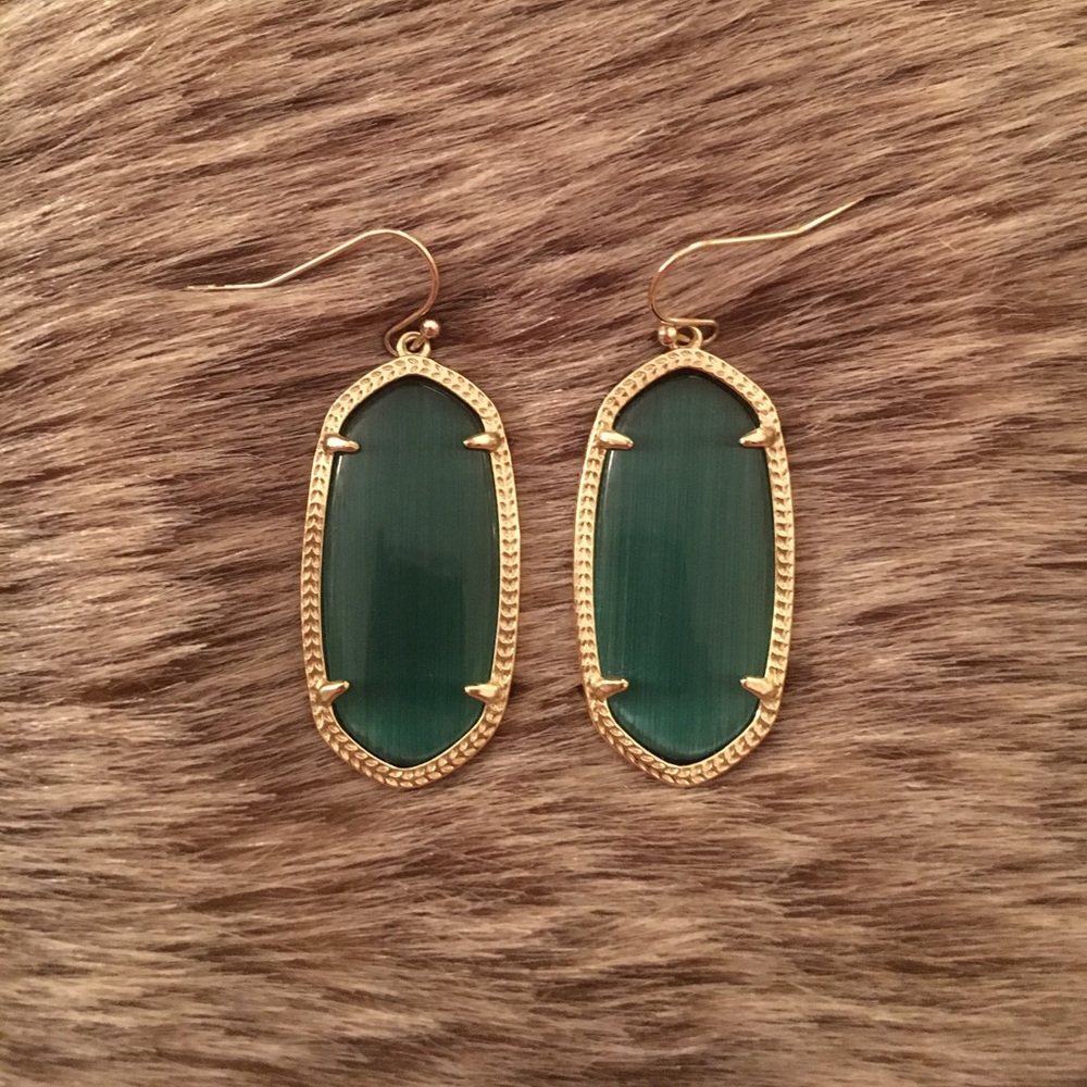 Kendra Scott elle earrings in emerald cat's eye