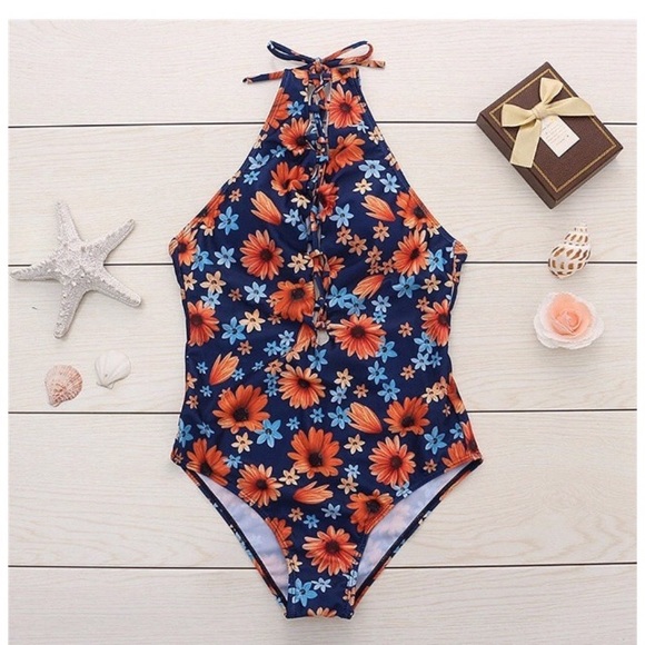 ⭐️1 Left ⭐️One Piece Floral Swimming Suit - Picture 6 of 7