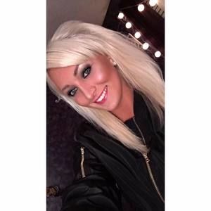 Meet your Posher, Jacqueline