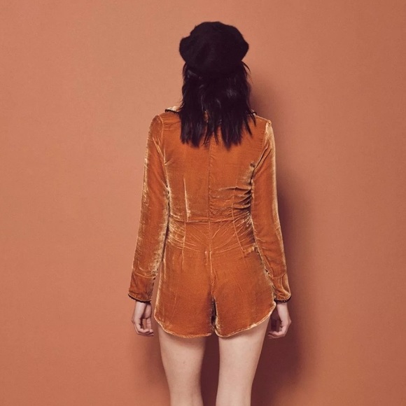 NWT For Love & Lemons Collette Silk Velvet Romper - Picture 2 of 4