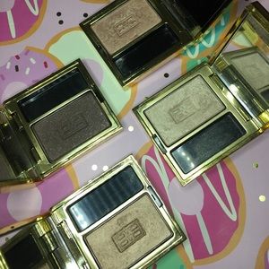 Sale! Elizabeth Arden eyeshadow bundle