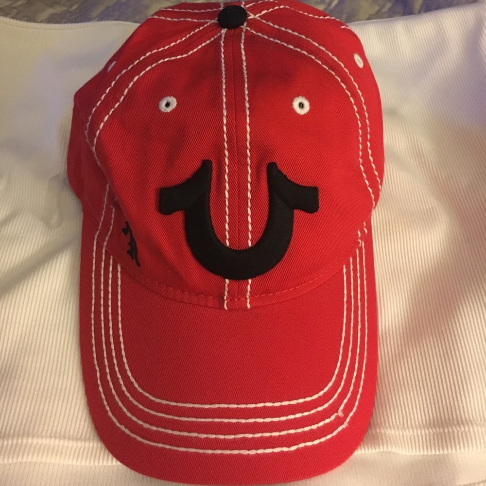 True religion hat Very Good condition