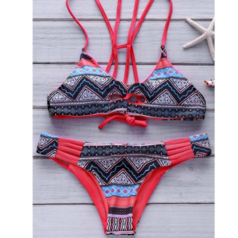 Halter Zig Zag Print Bikini Size L