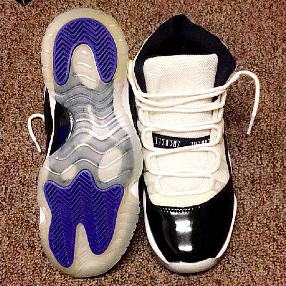 Jordan 11s (Concords) Size 4