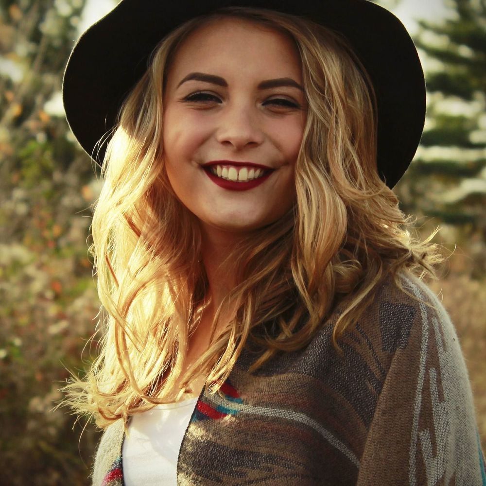 Meet your Posher, Sierra