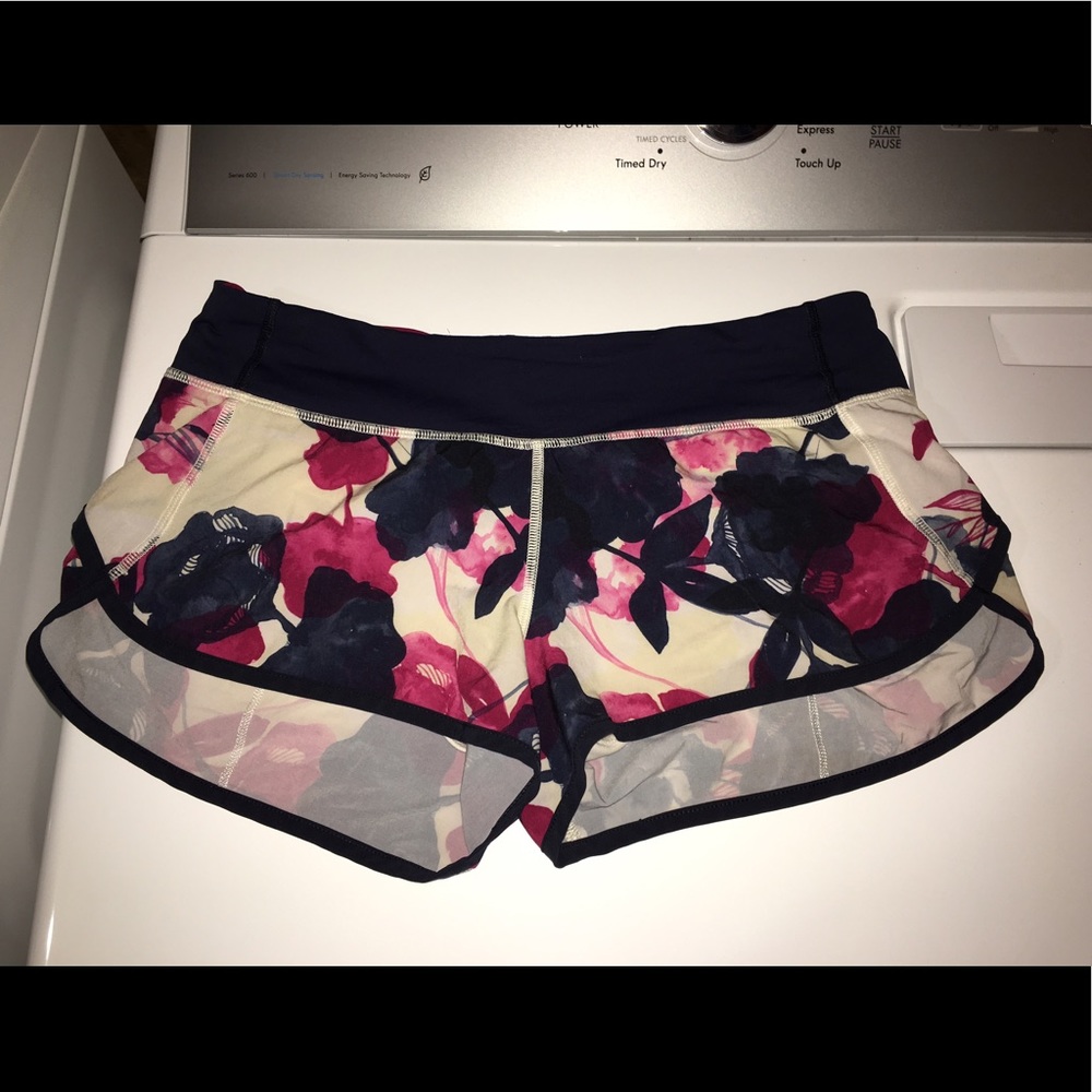 lululemon speed shorts 6