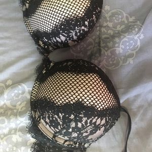 Victoria's Secret bombshell bra