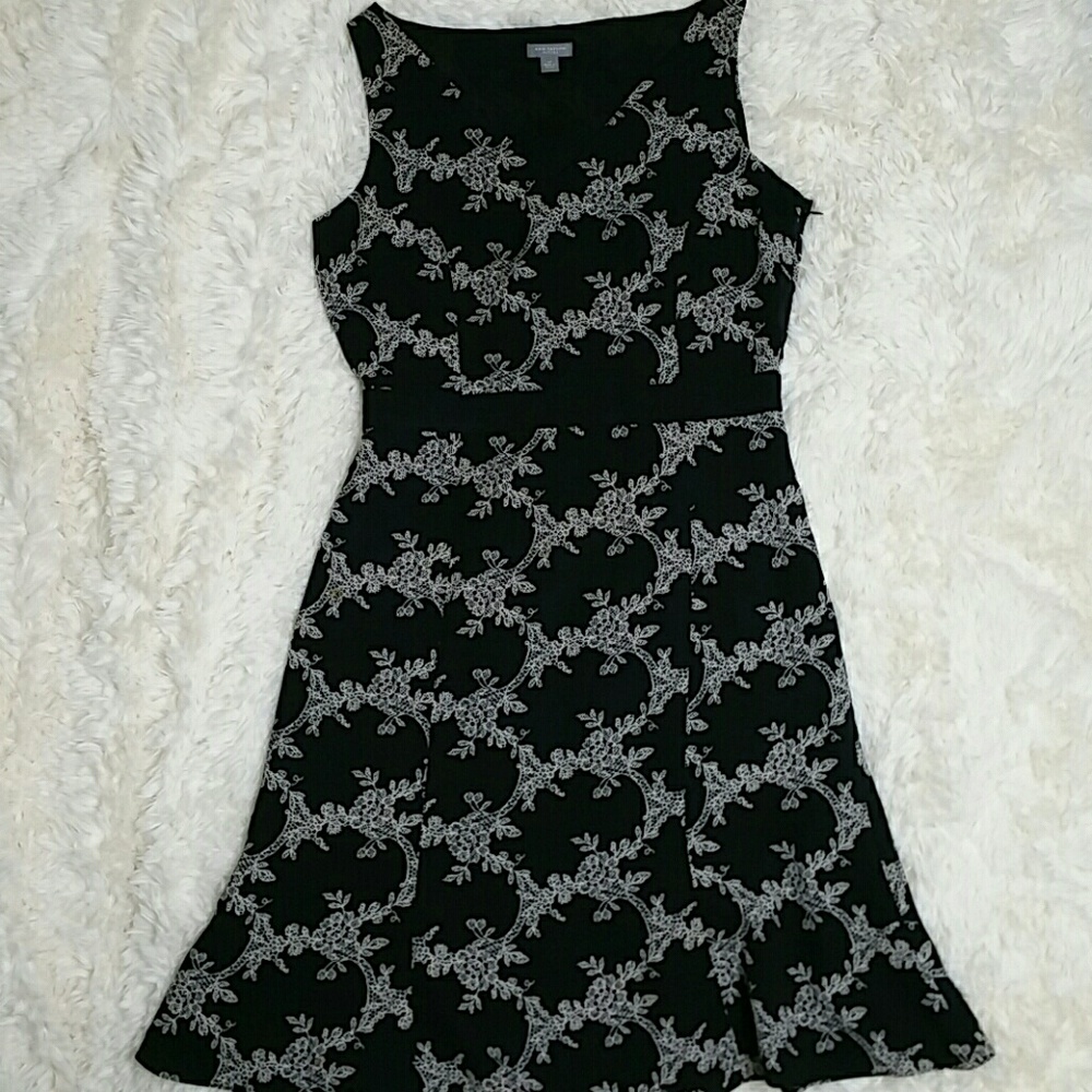 Ann Taylor Petites silk floral lace printed dress