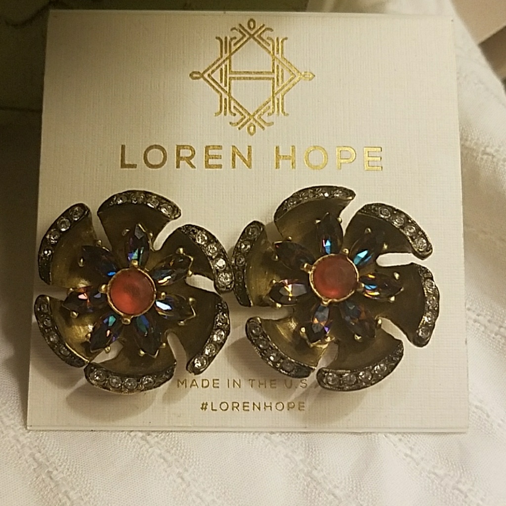Nwot Loren Hope Anthea Stament Studs 35$