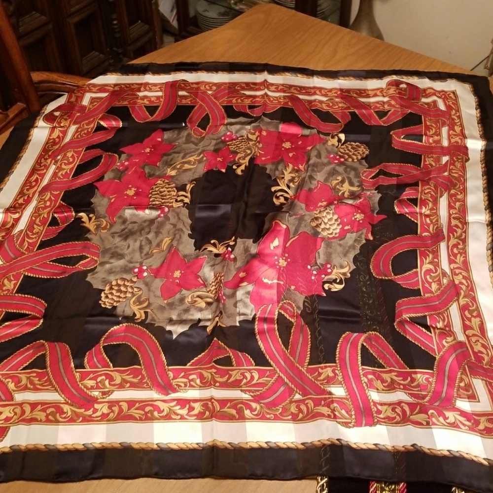 The Specialty House Scarf