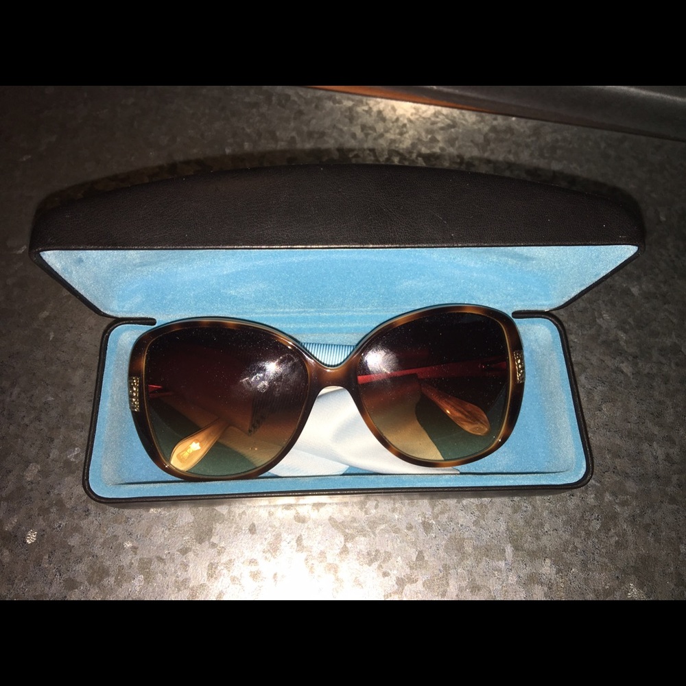 Ted Baker sunglasses. New w/o tags, never worn.