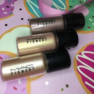 MAC metallic pigment bundle 💥