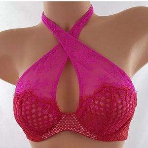 Victoria's Secret very sexy unlined plunge bra 32D