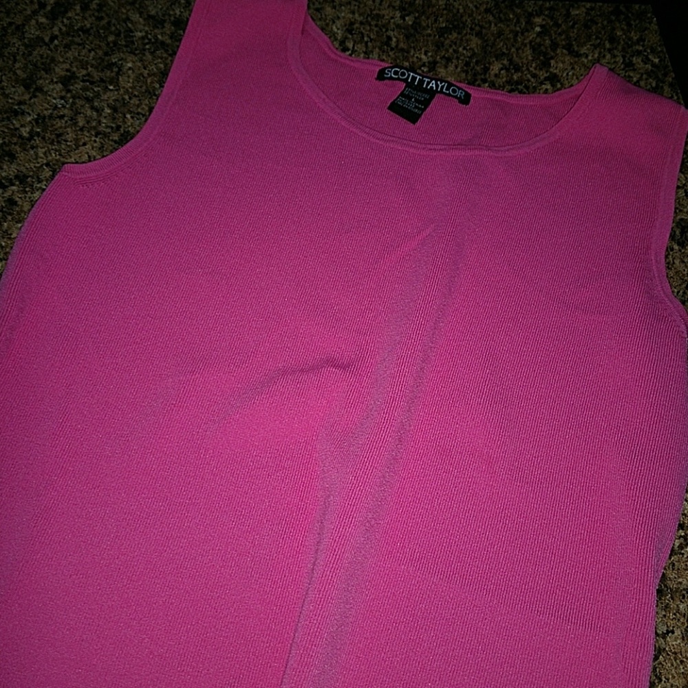Sale💜💜💜Scott Taylor sleeveless large Top/cami