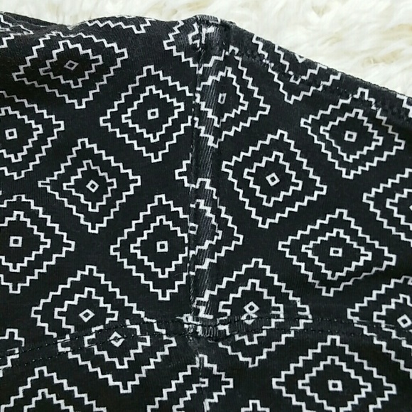 Pink VS geometric print bandeau top - Picture 6 of 7