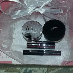 IT Comsmetics Bye Bye Pores