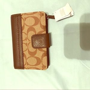 Coach wallet