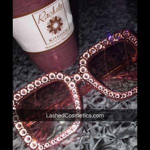 Meet your Posher, Mashi