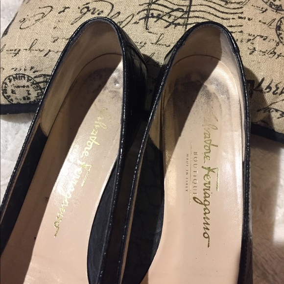 EUC Salvatore Ferragamo Black Tassel Loafers, 8N - Picture 7 of 8