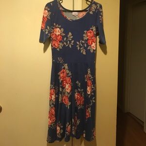 🦄 UNICORN🦄 LuLaRoe Nicole Dress Size Medium