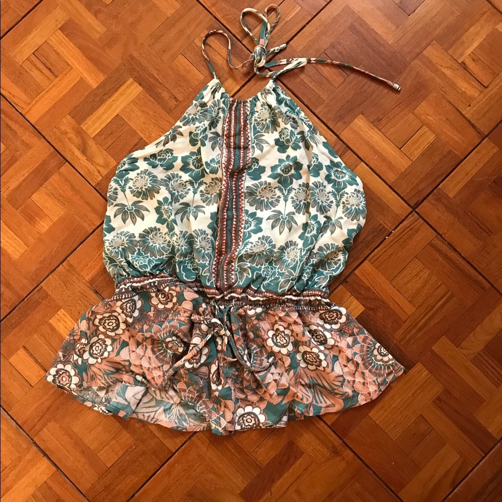 Kendall & Kylie Halter Top