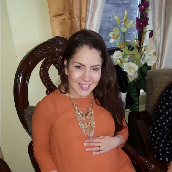 Meet your Posher, Liliana - Picture 1 of 1