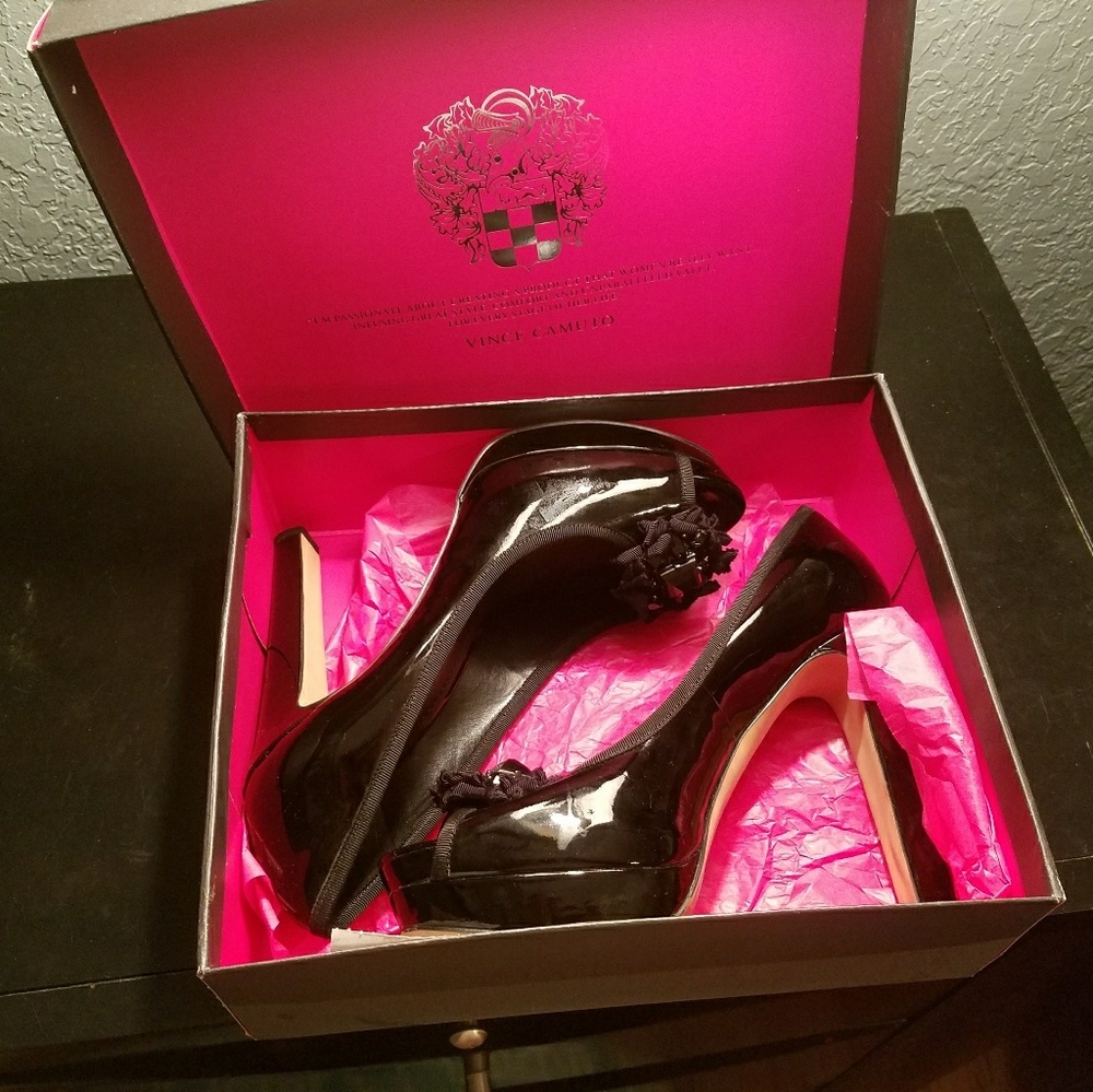 Vince Camuto heels