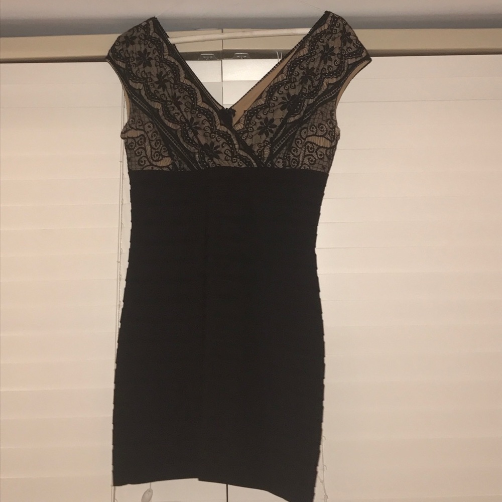 Adriana Papell Lace Bodycon Dress