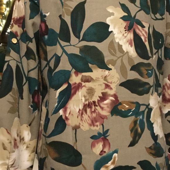 Dress - Picture 4 of 4