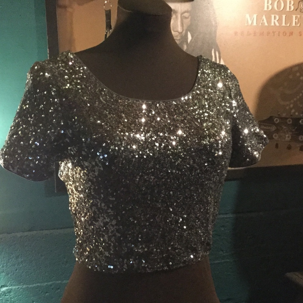 Crop top
