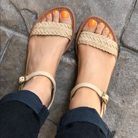 Tan Braided Jute Strap Bohemian Sandals - Picture 5 of 5