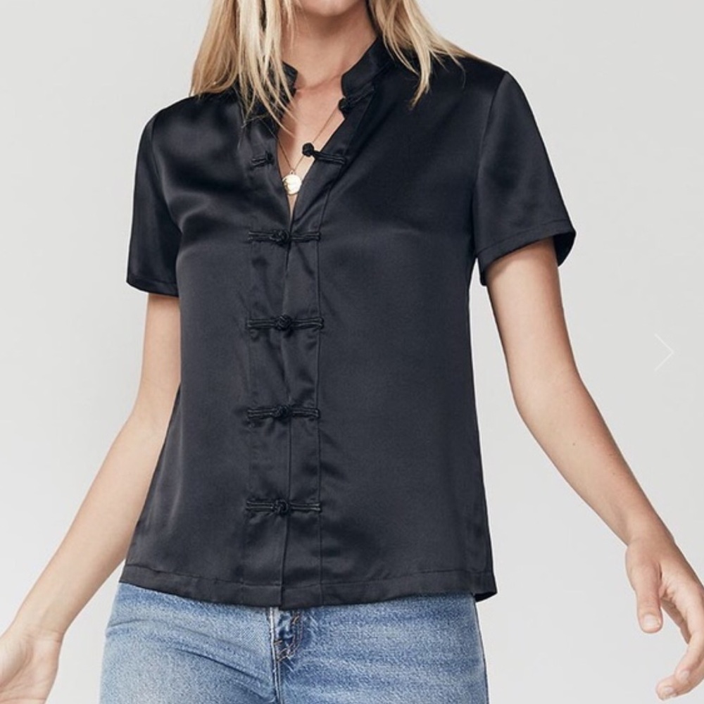 Reformation silk top / Asian style