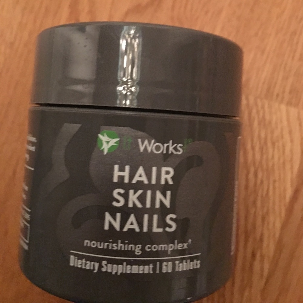 It works : Hair, skin, and nails