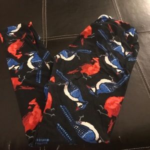 LuLaRoe one size leggings, hard to find print