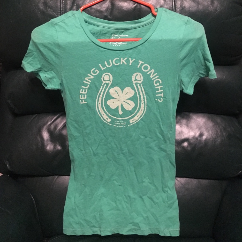 American Eagle Green Tshirt