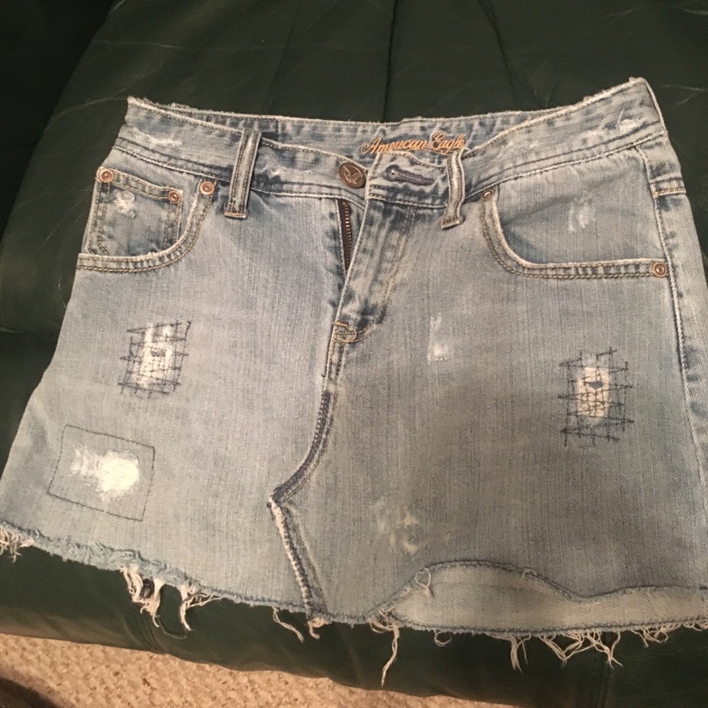 AE skirt