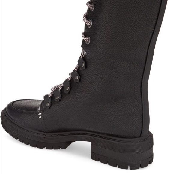 Lace Up Rugged Combat Moto Boots - Picture 4 of 4