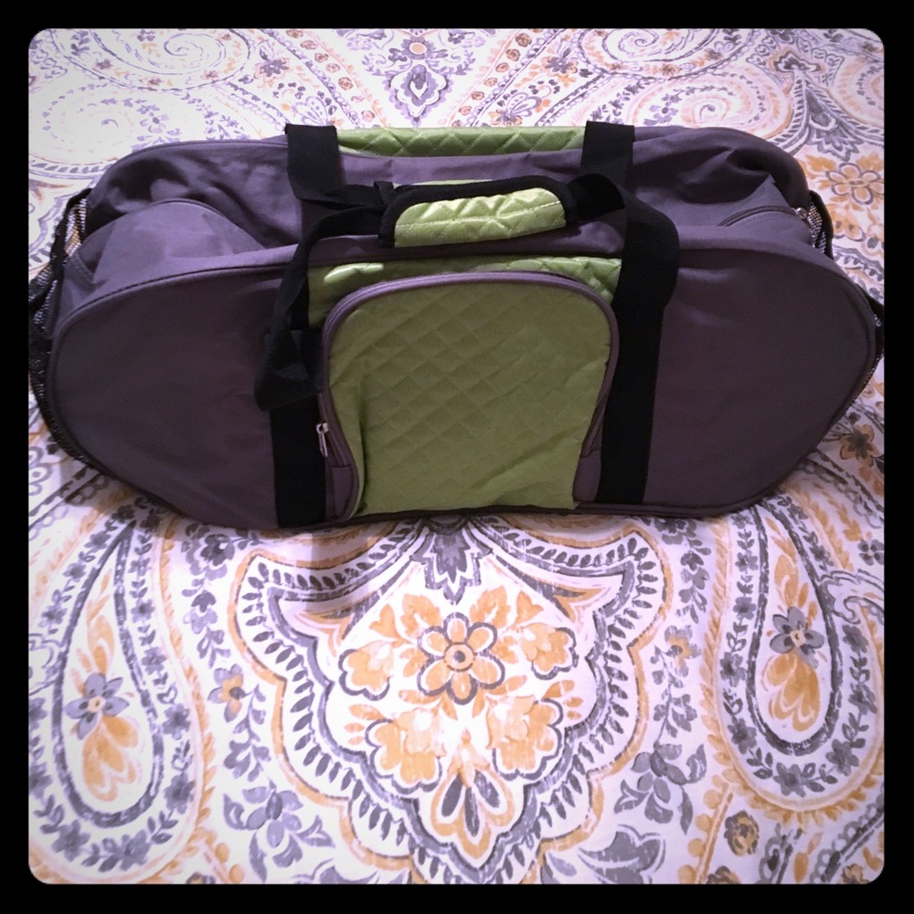 Gym/ Travel Bag Charcoal  Green &Black Great Shape