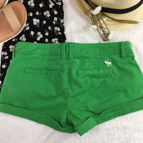 ❌SOLD❌ A&F green shorts - Picture 2 of 3