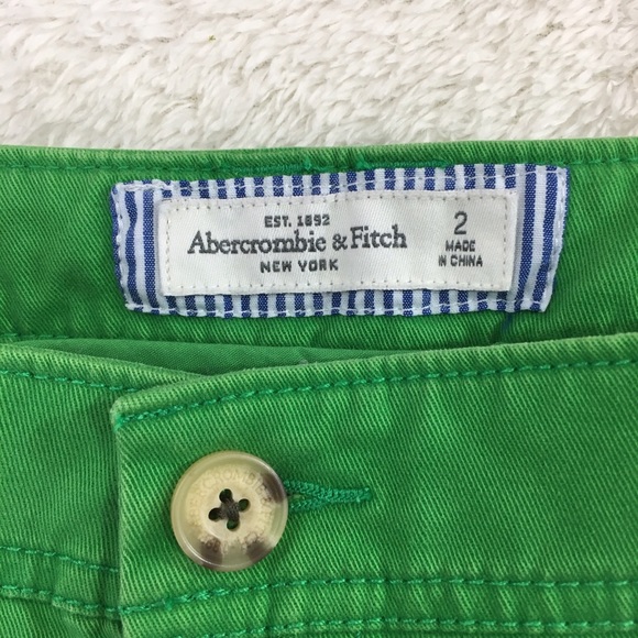 ❌SOLD❌ A&F green shorts - Picture 3 of 3