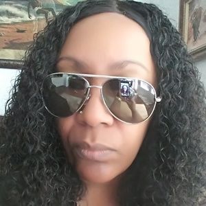 Meet your Posher, Tynetta