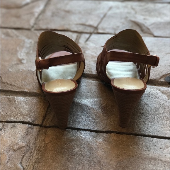 Cognac Open Toe Strappy Leather Slingback Sandals - Picture 5 of 7