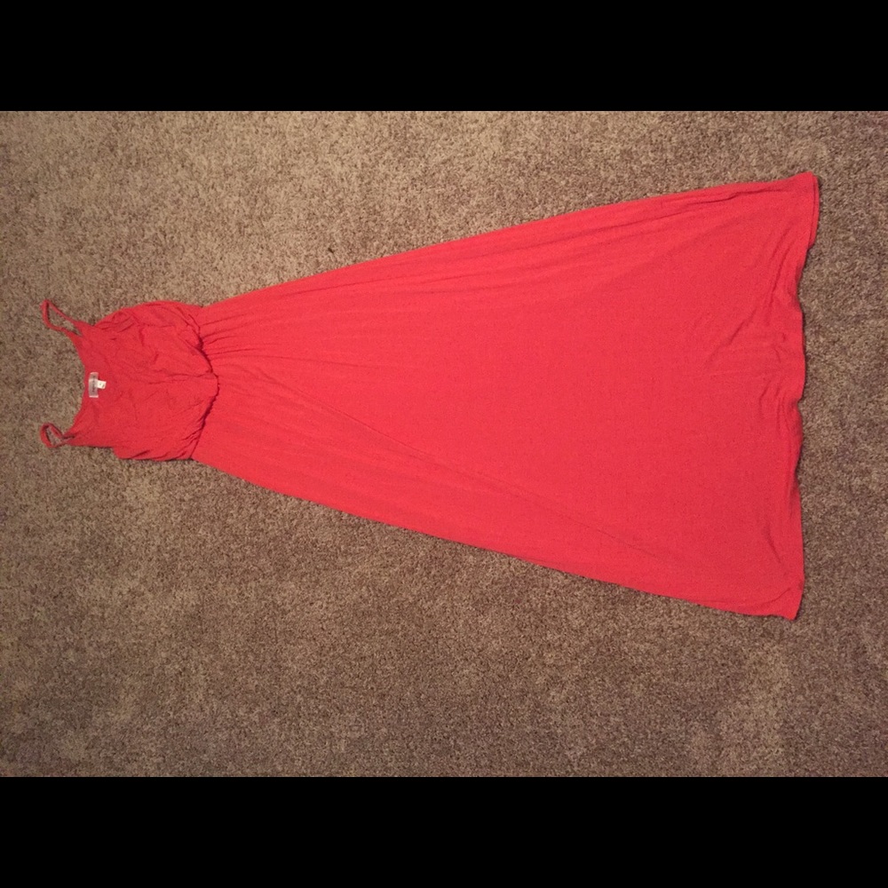 Sugar rein long maxi dress size small