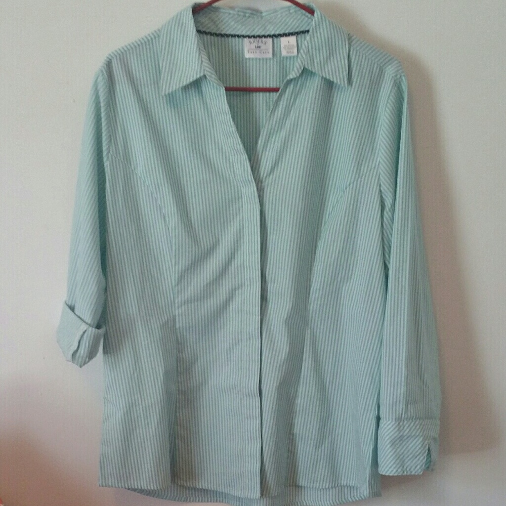 Hold you in button up top
