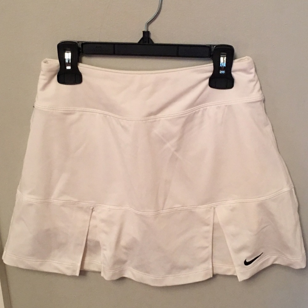 Nike Dri-Fit pleated tennis skirt