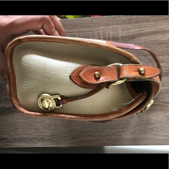 Dooney & Bourke - Picture 2 of 3